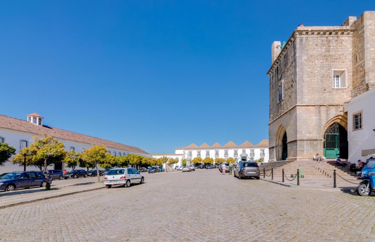 Trem - Located In Old City - Distrito de Faro Exterior foto